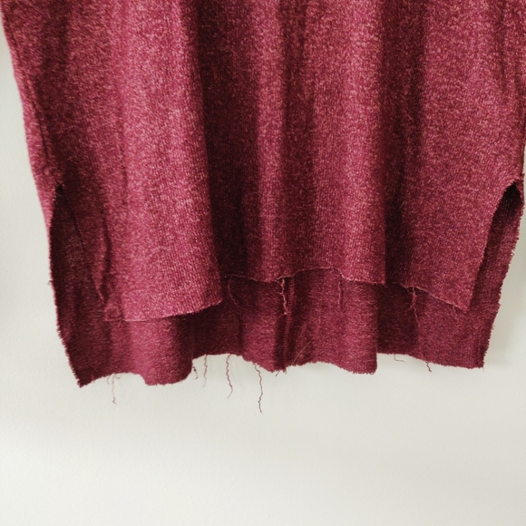 American Eagle Soft & Sexy plush maroon shirt - Picture 5 of 8